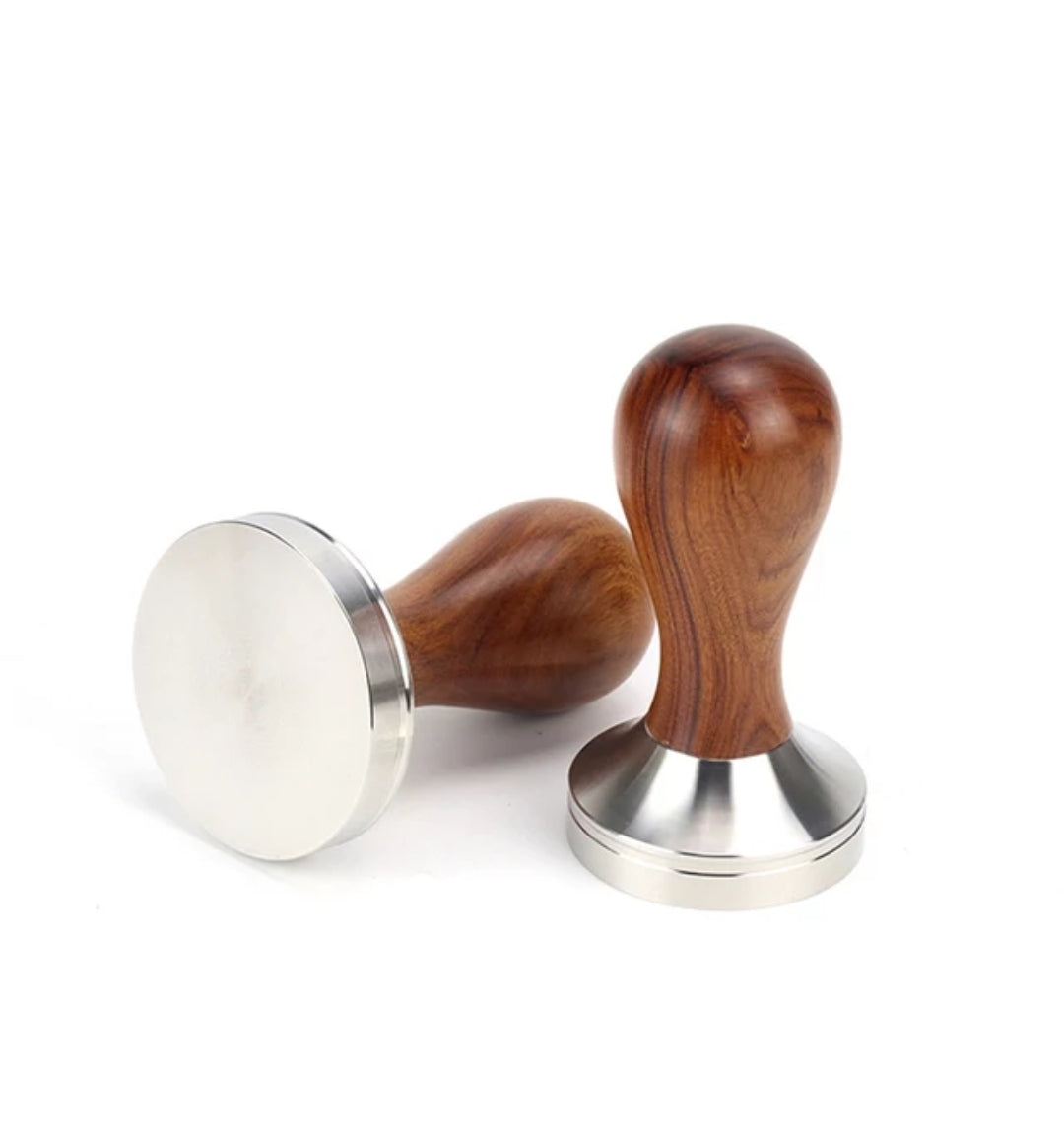TAMPER
Walnut + Stainless Steel